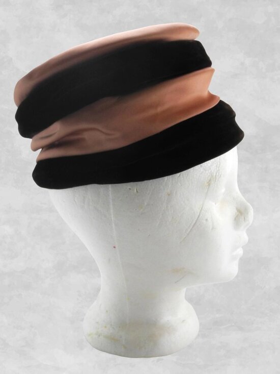 Vintage 1950s Ladies Hat Burgundy Velvet Pink Satin Turban Screen Vogue Original main image 6